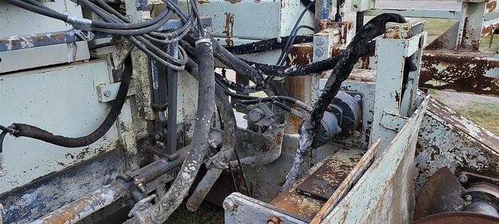 Used 2004 HEM 12-27 CONCRETE PAVER