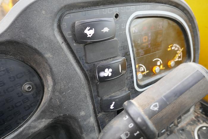 Used 2015 JCB 525-60