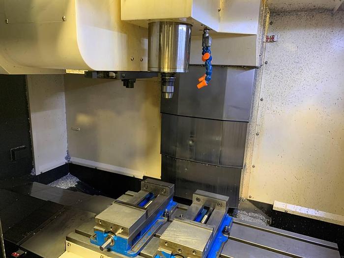 Used 2014 HYUNDAI WIA F400 4th Axis