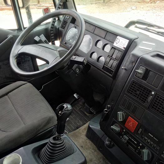 Usado 2001 Iveco Eurotech 440E40 tractor unit