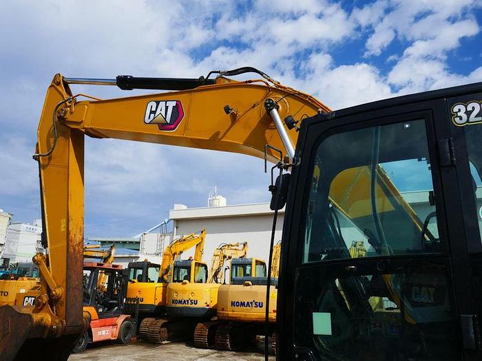Used 2020 CAT 320GC