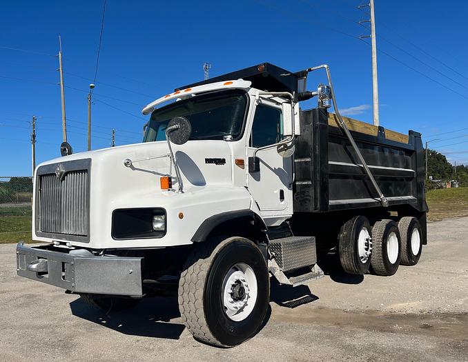 Used 2006 International Paystar 5600 Tri-Axle Dump Truck