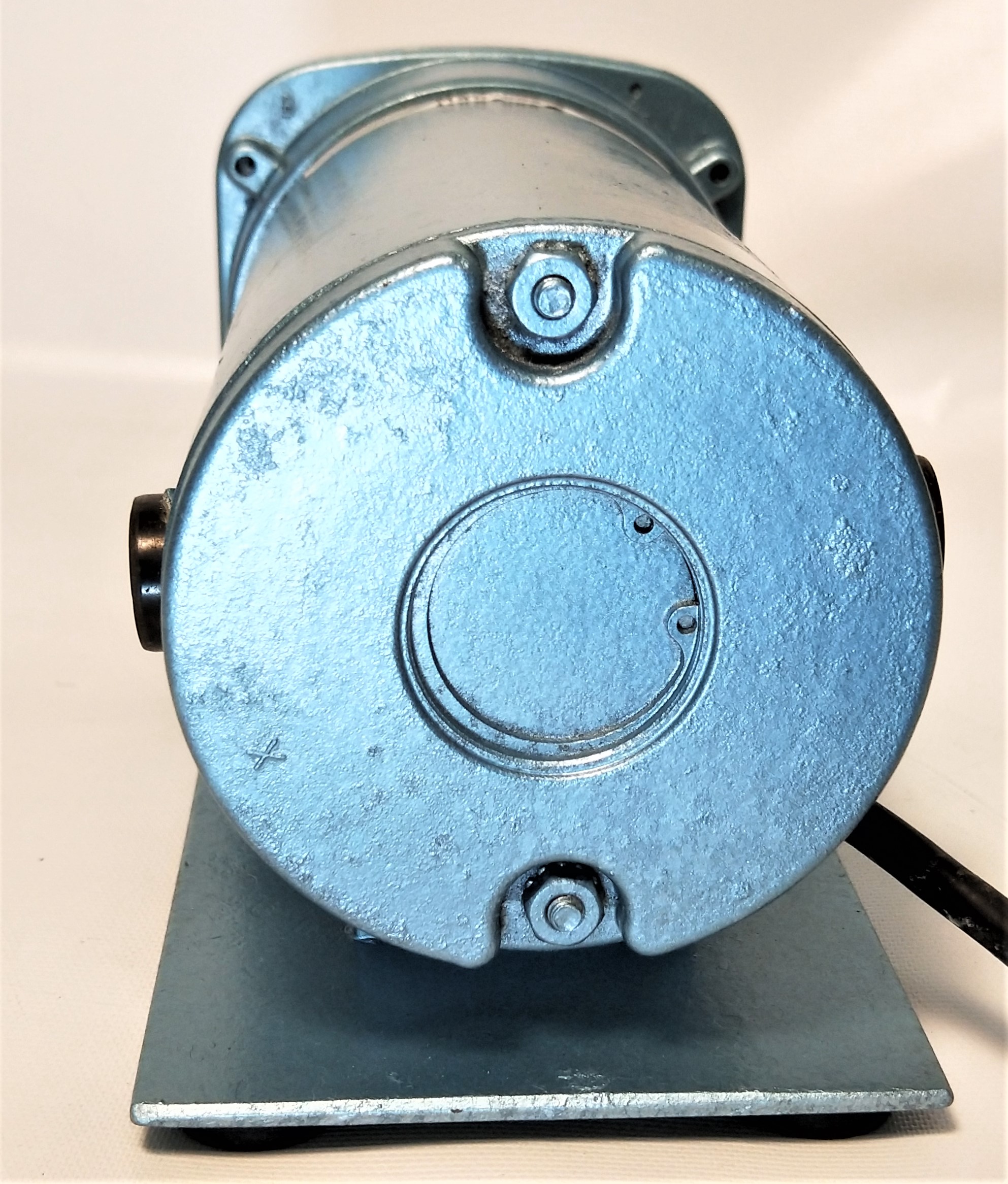 Used Cole-Parmer Masterflex 7553-20 Pump Drive with Masterflex Solid State Speed Controller (6-600rpm)