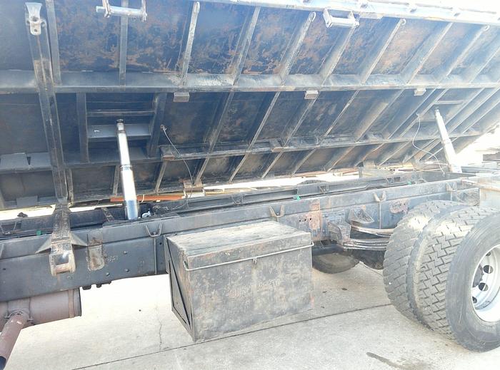 Used 1986 VOLVO FL616 16.5 ton tipper