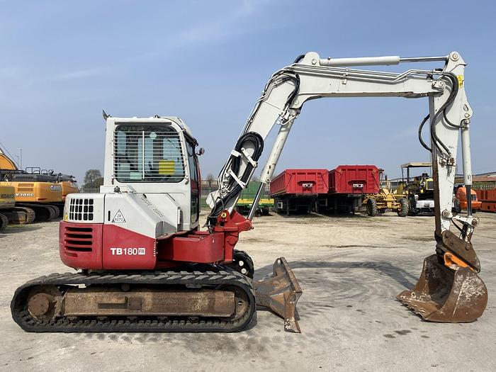 Usato 2011 TAKEUCHI TB180 FR