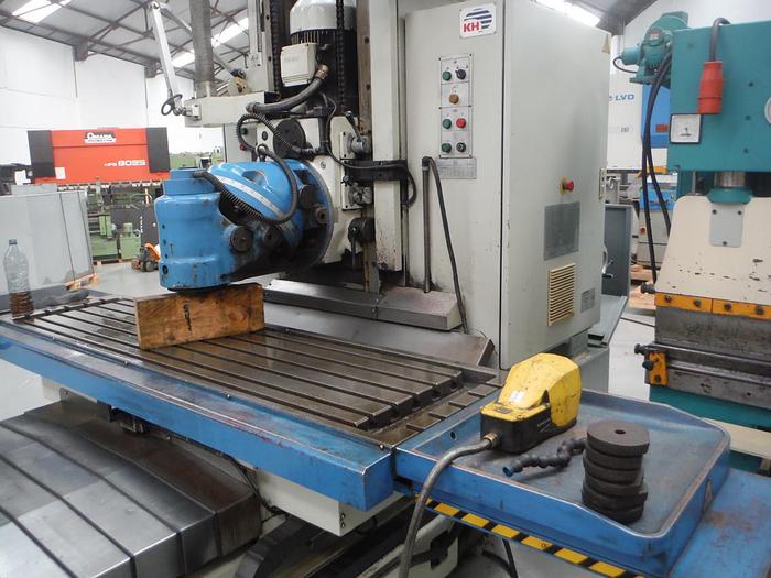 Gebraucht FREESMACHINE CNC KIHEUNG KMB U5