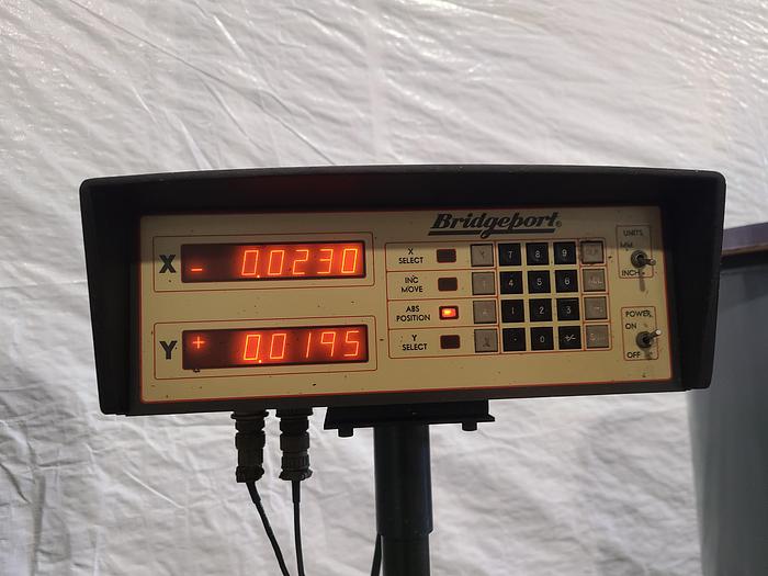 Used Bridgeport 2 HP Milling Machine Digital Read Out Power Feed 6" Vise & Lube Mill Miller