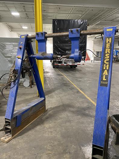 Used 2016 HERSCHAL CORE KNOCKOUT MACHINE