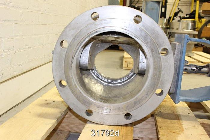 Used Neles Jamesbury R21CA08CCJOV 8" V-Ball Control Valve #31792