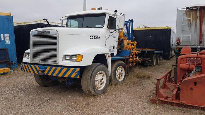 Used 1992 FREIGHTLINER FLD120 CONVENTIONAL 4 Axle Oilfield Pump/Kill Truck