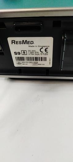 Gebraucht ResMed S9 Escape CPAP-Gerät 
