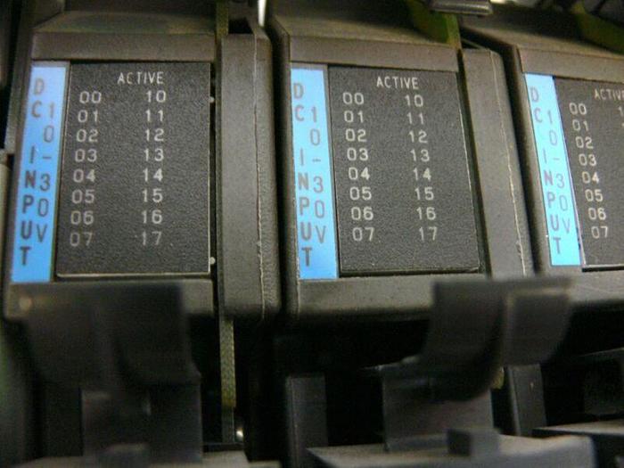 Used Allen Bradley 1771-A4B 16 Slot Chassis w/ PLC-5/40 Controller, 2 Input, 3 Output