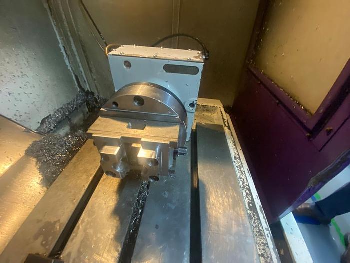 Used 2000 Bridgeport VMC 600/22 Digital Machining Center