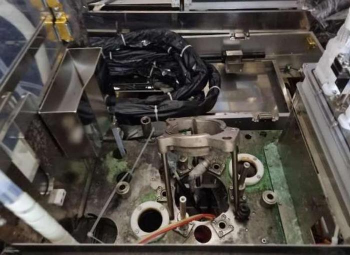 Tel Track Machine Used 1995 TEL Mark-8 CLEAN Track System 2-Coater/2-Developer for Sa...