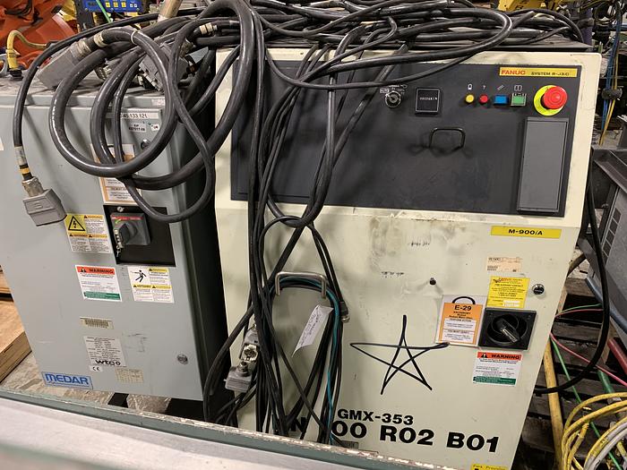 Used M900iA/350 WITH RJ3IC CONTROLLER