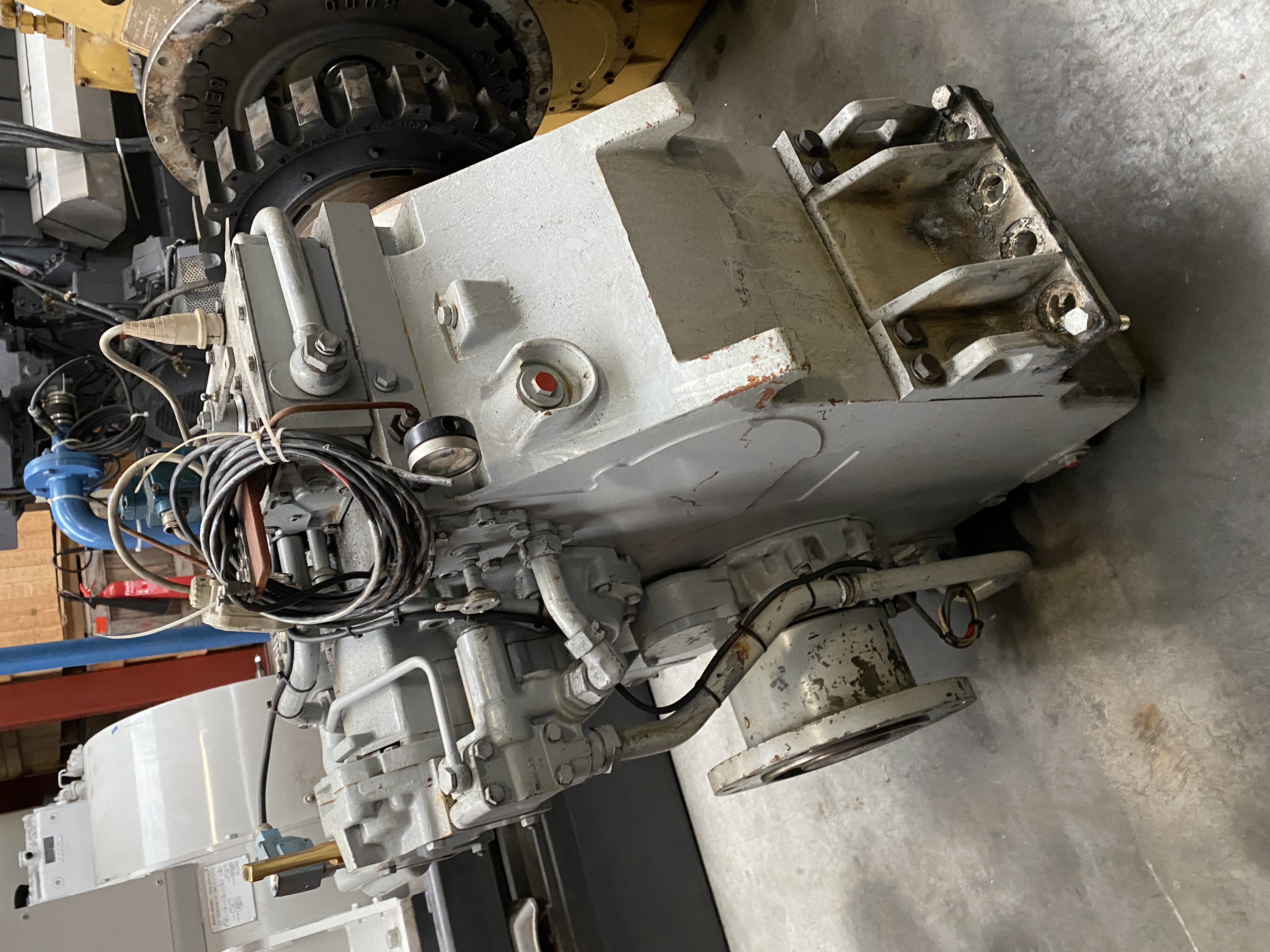 Used GEARBOX ZF BW451