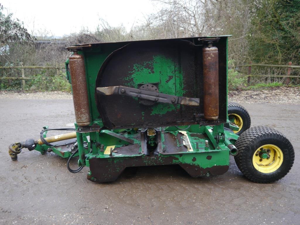 Used Major 12000 GM Rotary Topper