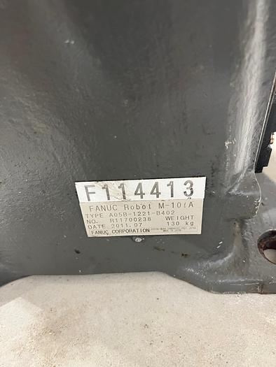 Used 2011 FANUC FANUC M10iA WITH R30iA CONTROLLER, TEACH PENDANT, AND CABLES