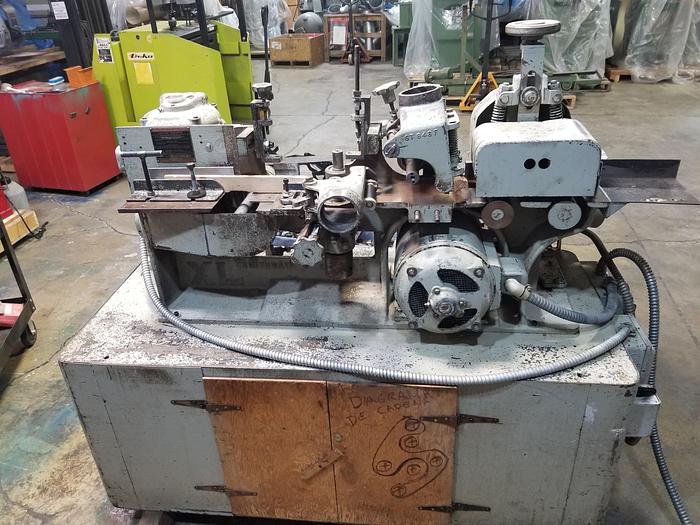 Used Smithway XL Moulder, 6 x 2 Model, 3PH Motors, Extra heads