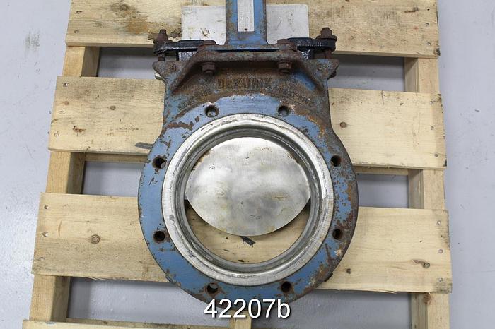 Used Dezurik 8" Hand Operated Knife Gate Valve #42207