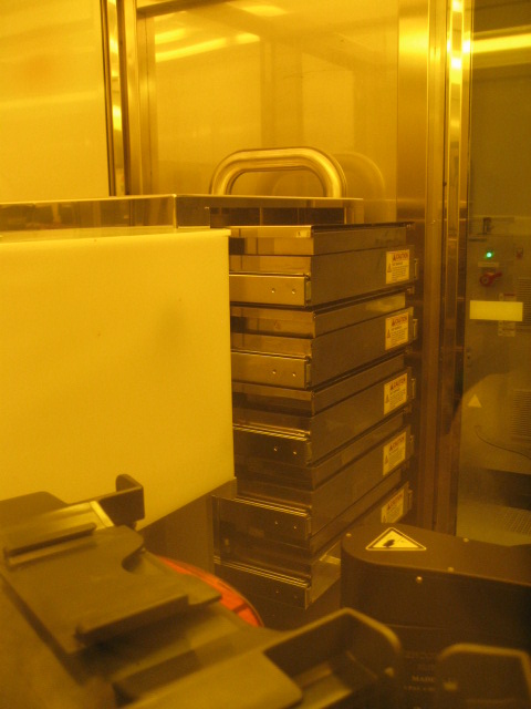 Used Suss Microtec ACS 800 Coater Developer