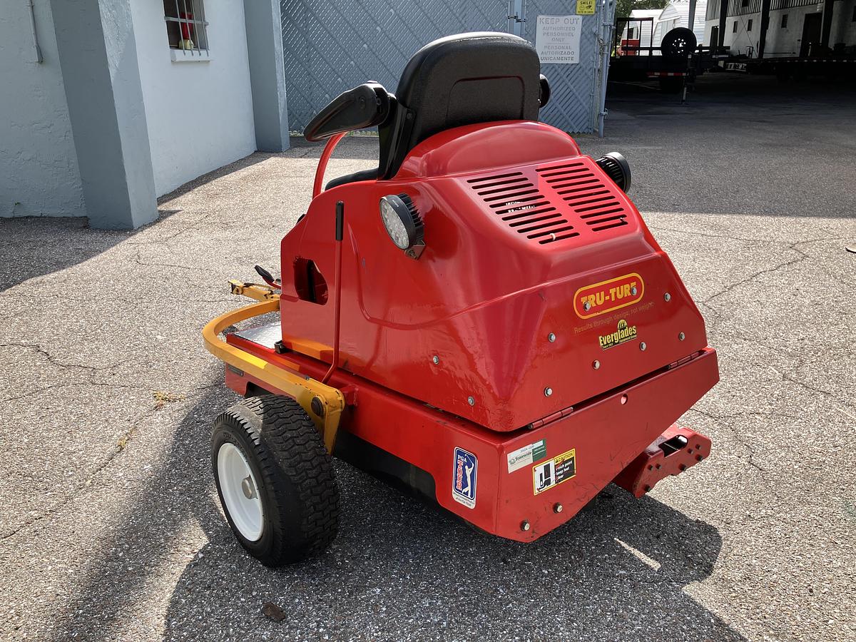 Used TRU TURF R50-11 Greens Roller (2018)