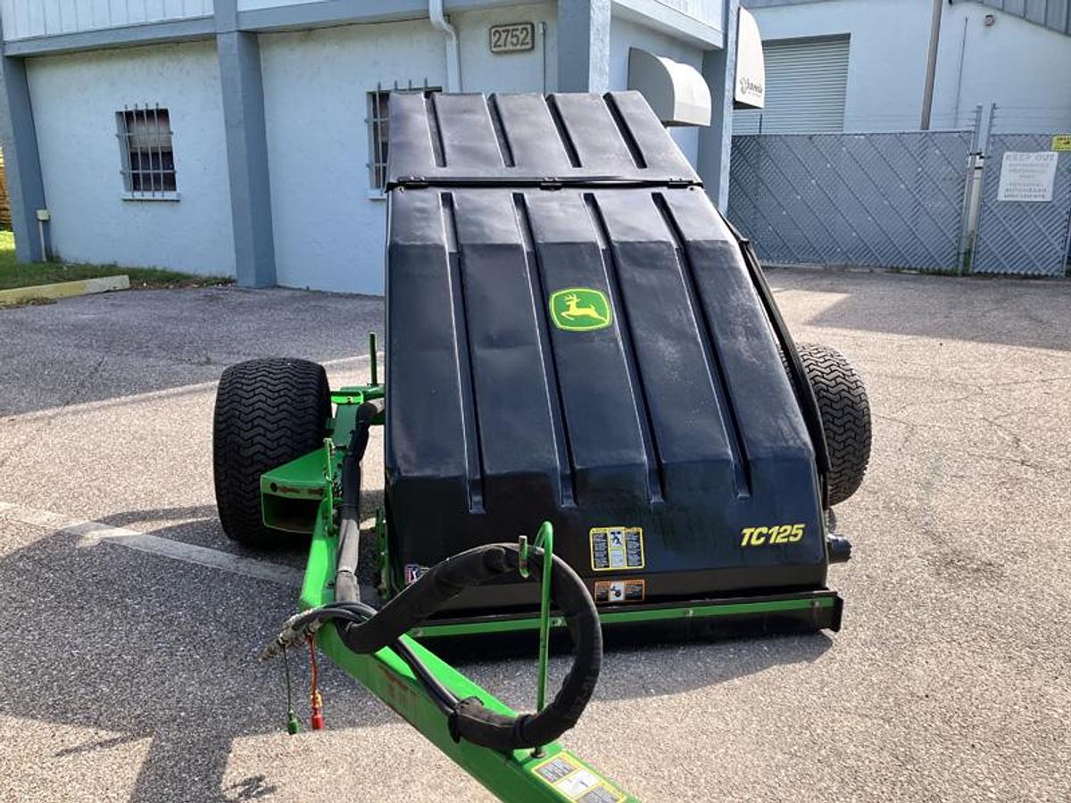 Used John Deere TC125 Turf Collector (2017)