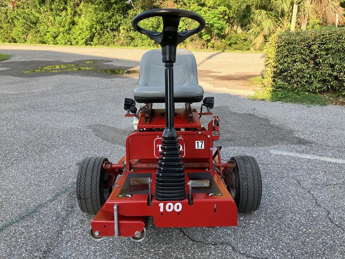 Used TORO GREENSPRO 1240 (2016)