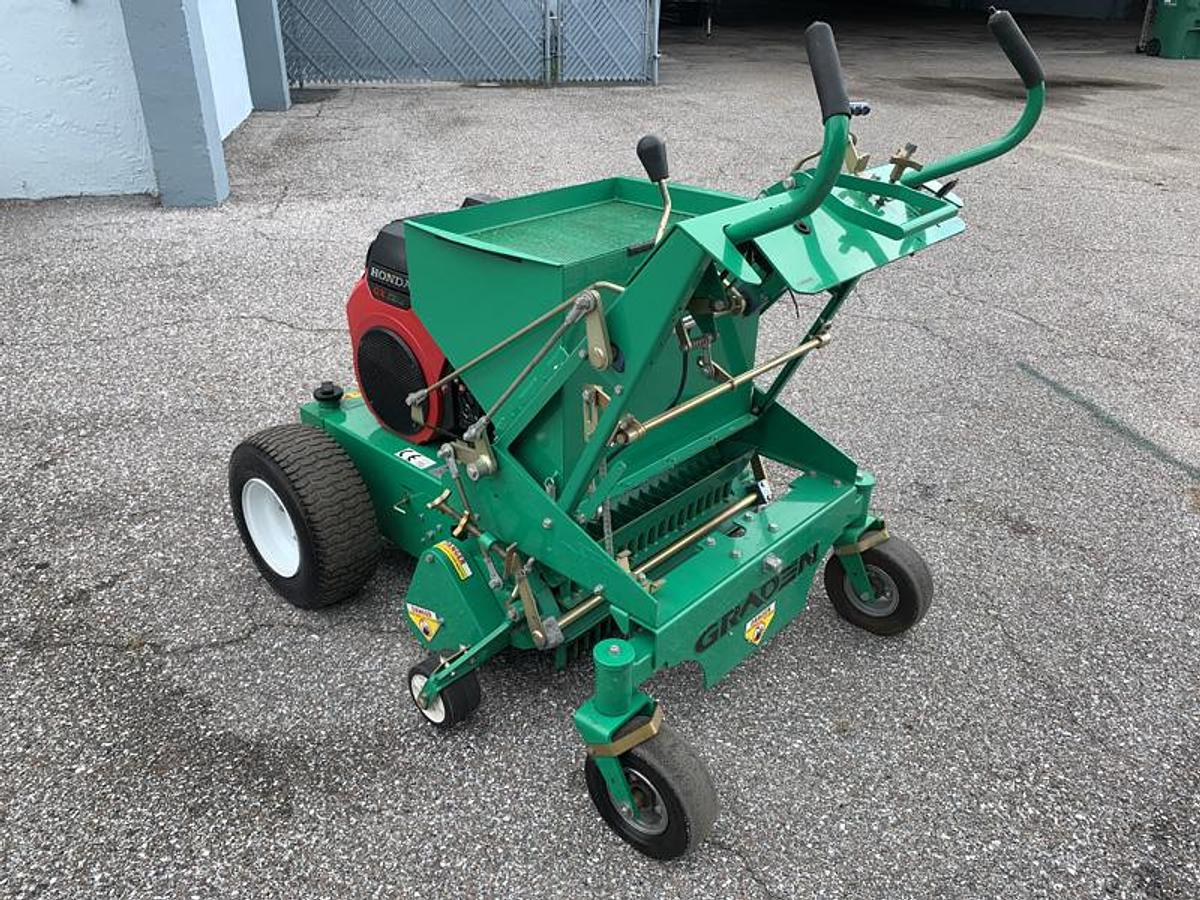 Used GRADEN VERTICUTTER (2013)