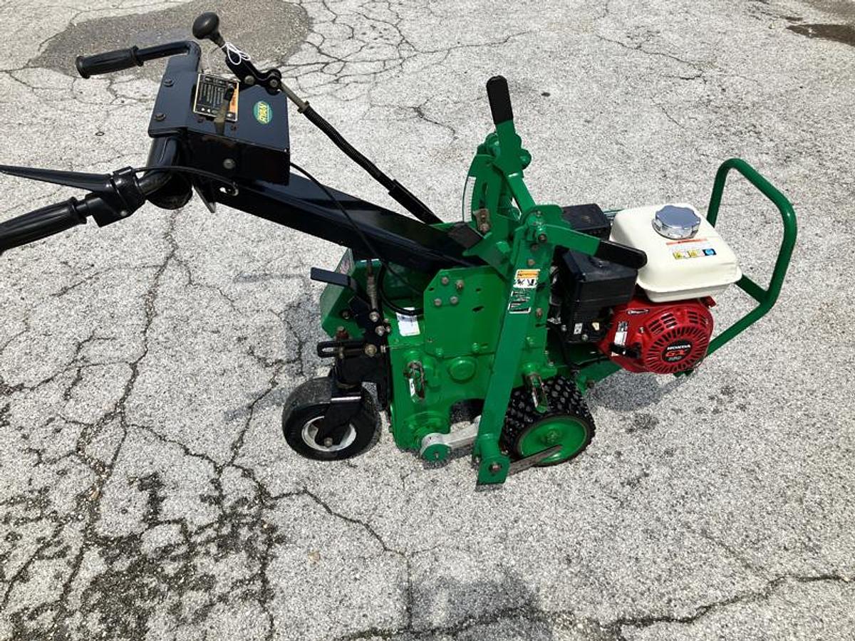 Used Ryan Sod Cutter (2010)  