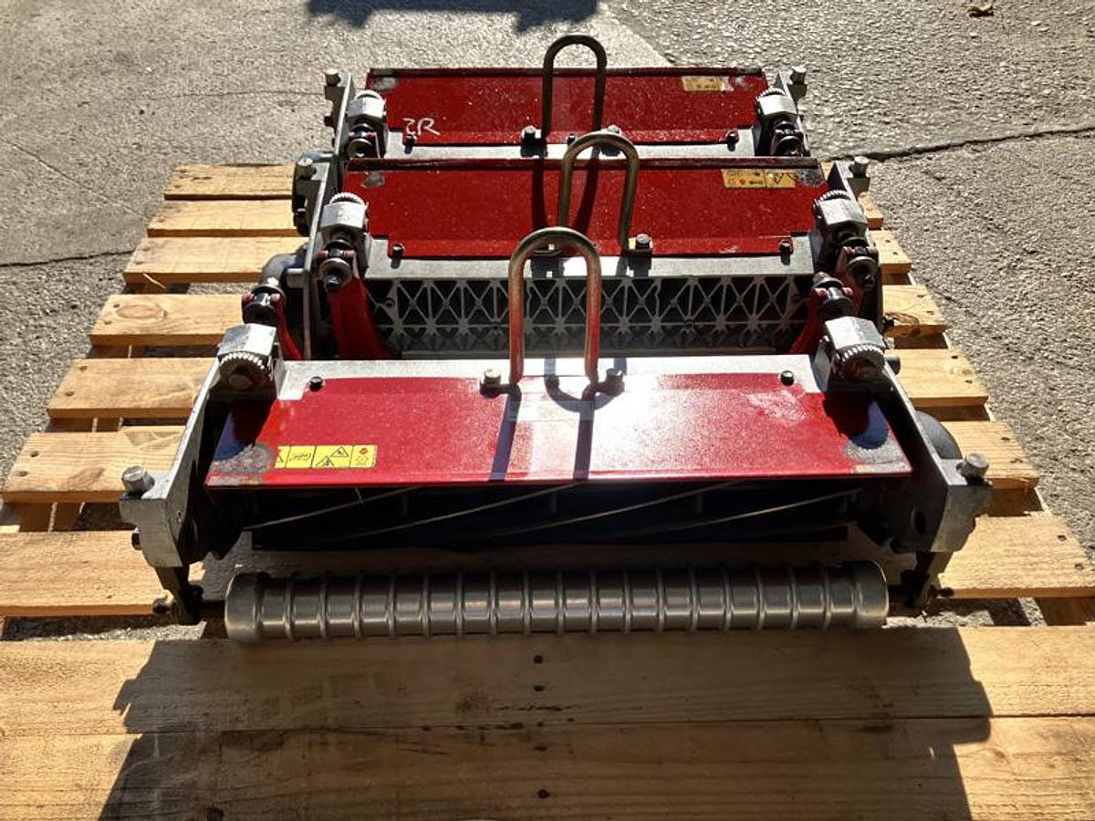Used TORO 04619 11 Bladed Cutting Units – Set 3 (2012)