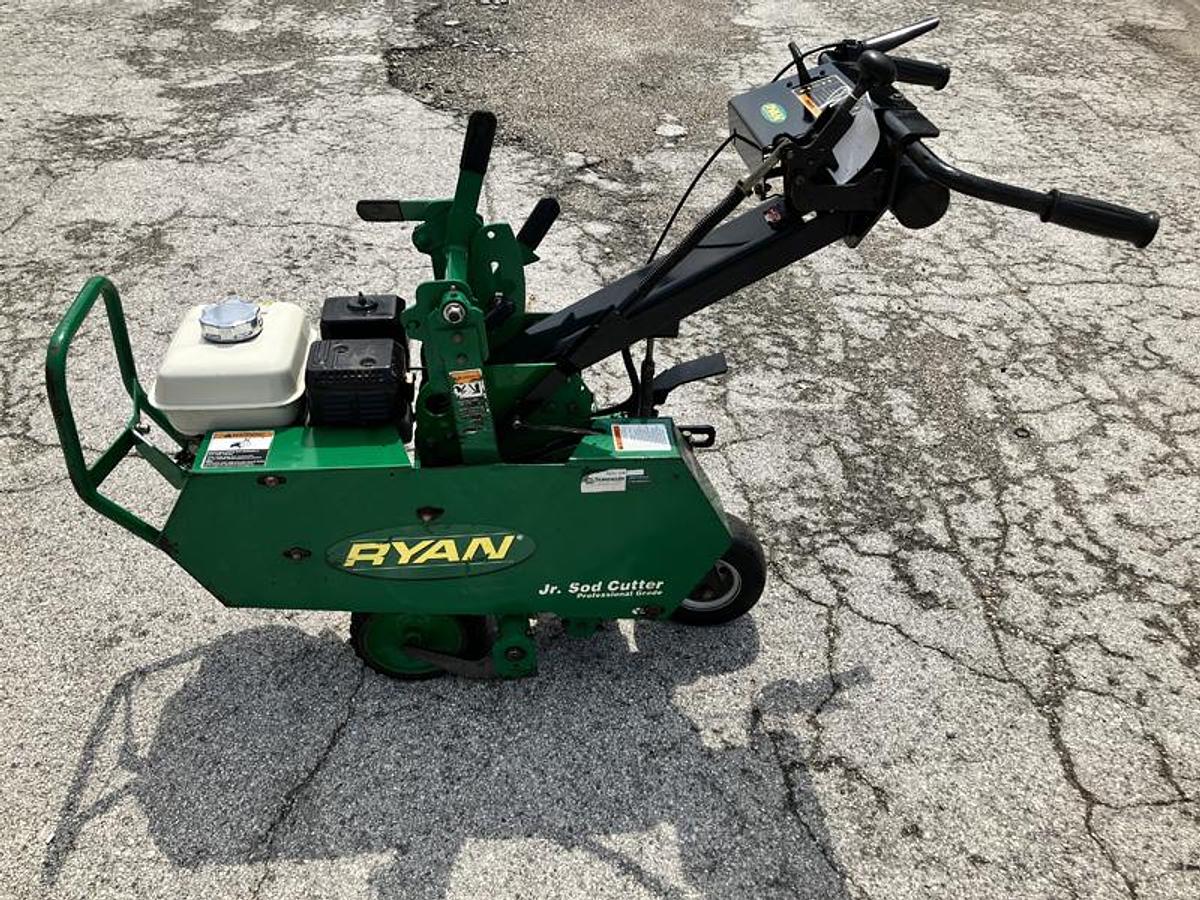 Used Ryan Sod Cutter (2010)  