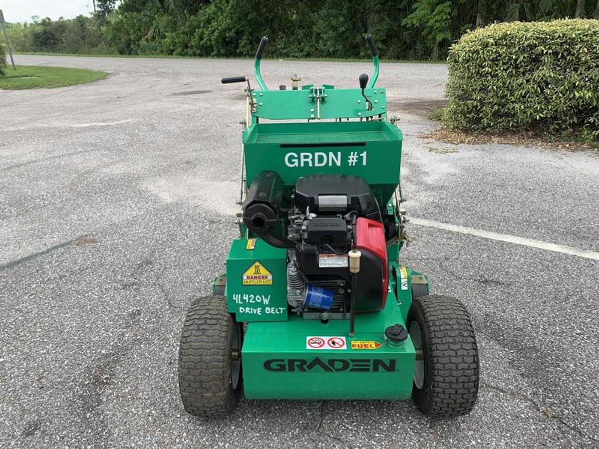 Used GRADEN VERTICUTTER (2013)