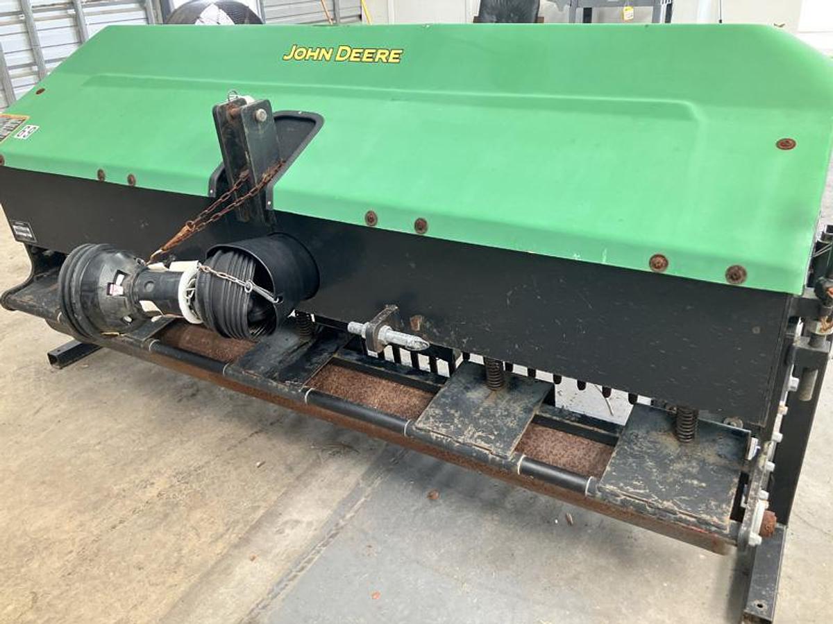 Used John Deere 2000 Aerator (2014)