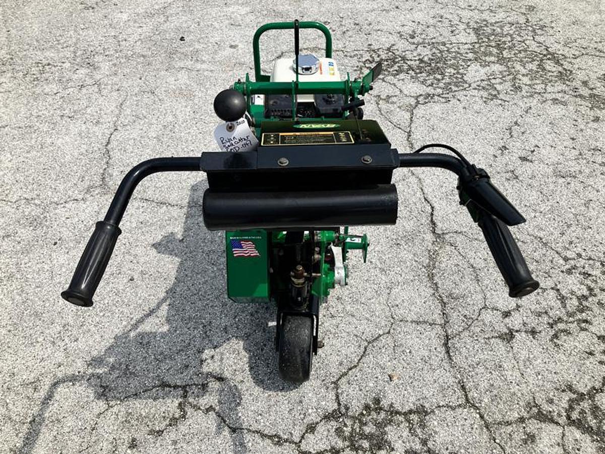 Used Ryan Sod Cutter (2010)  