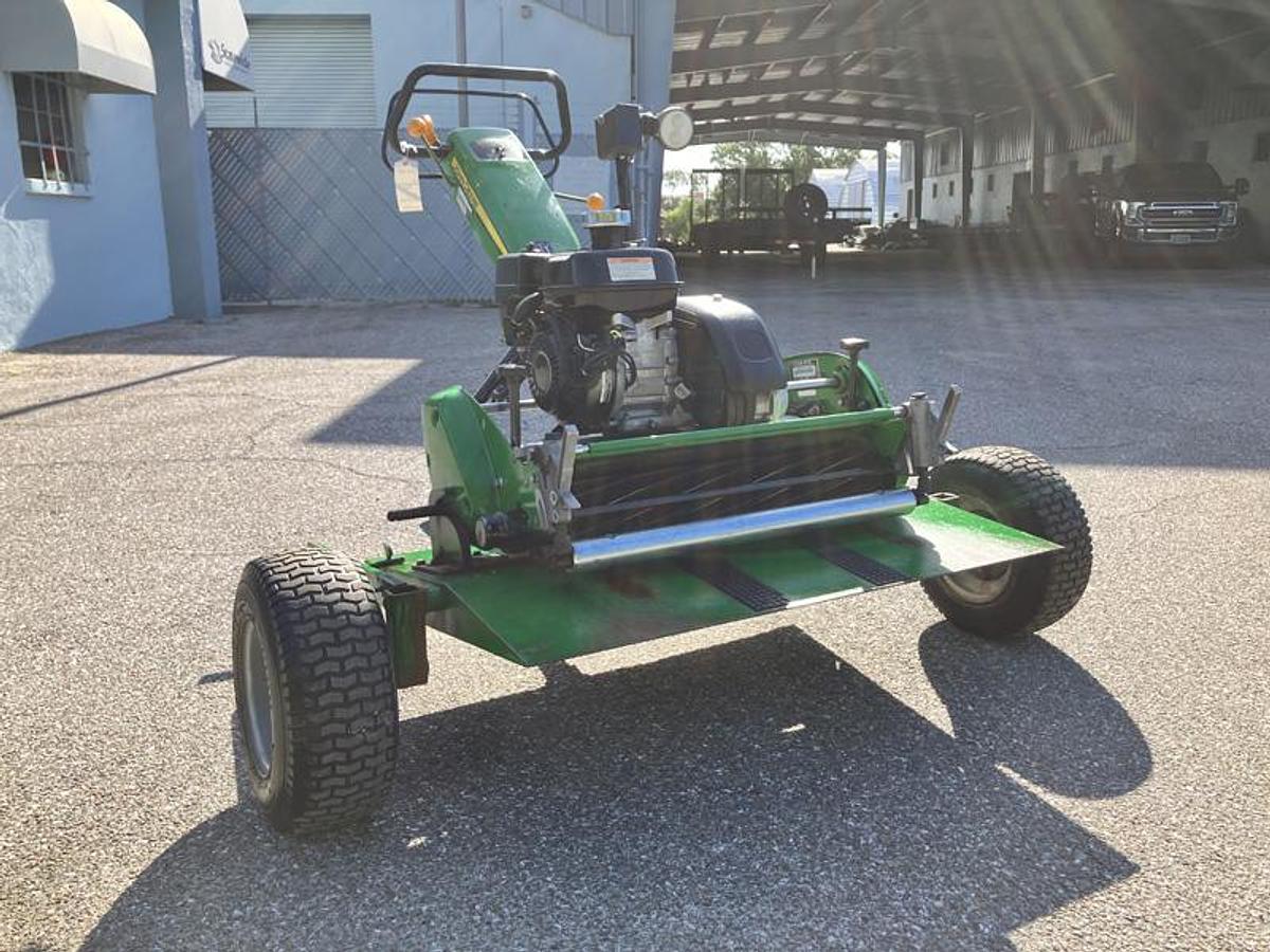 Used JOHN DEERE 260SL with Transport Trailer (2019)