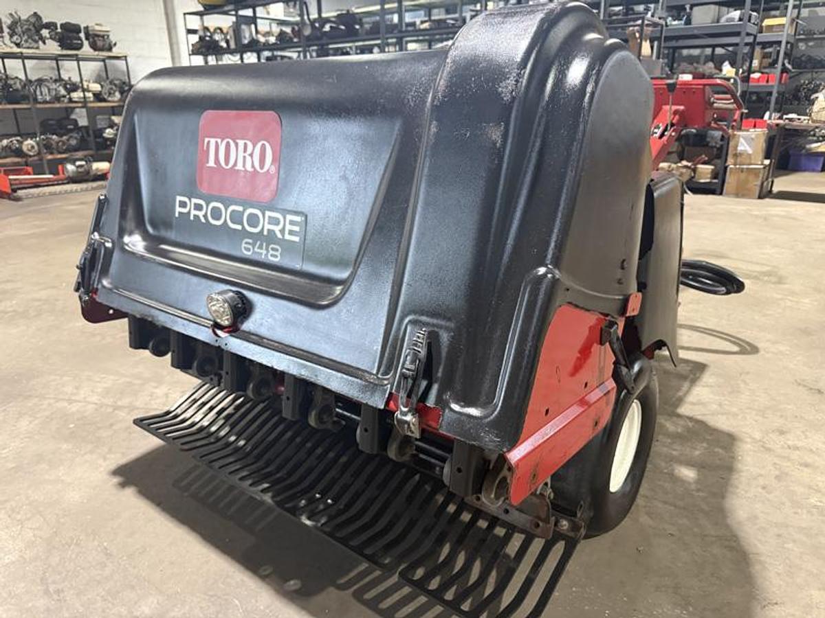 Used TORO 648 Aerator	(2009)