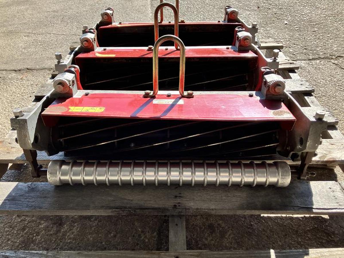 Used TORO 04619 11 Bladed Cutting Units – Set 3 (2012)