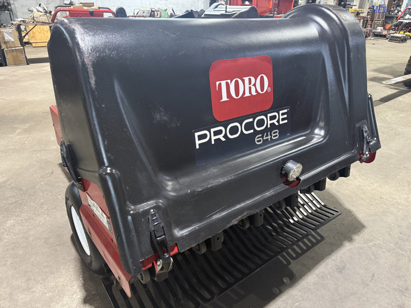Used TORO 648 Aerator (2009)