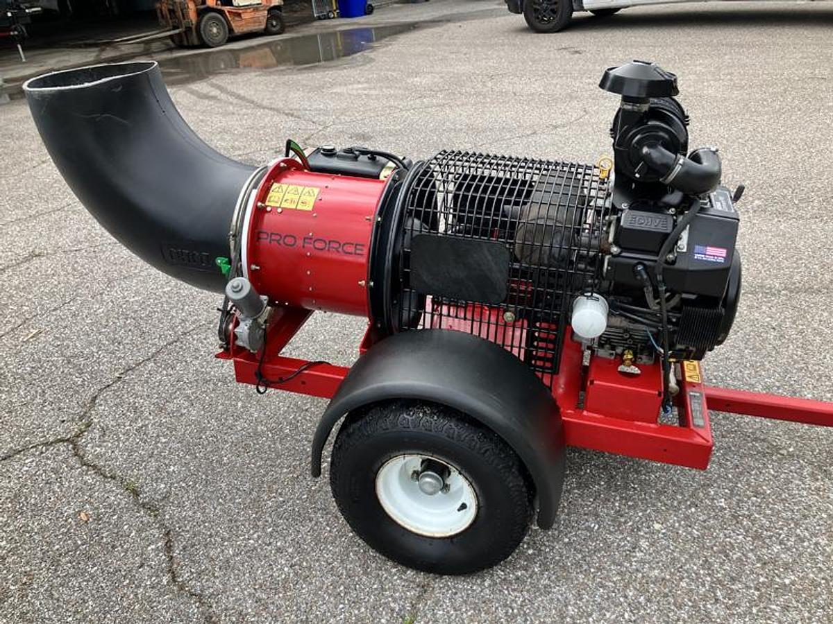 Used TORO PROFORCE® DEBRIS BLOWER (2021)