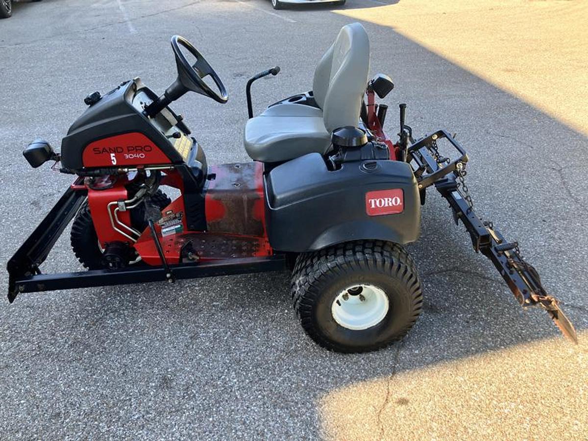 Used TORO SANDPRO 3040 (2019)