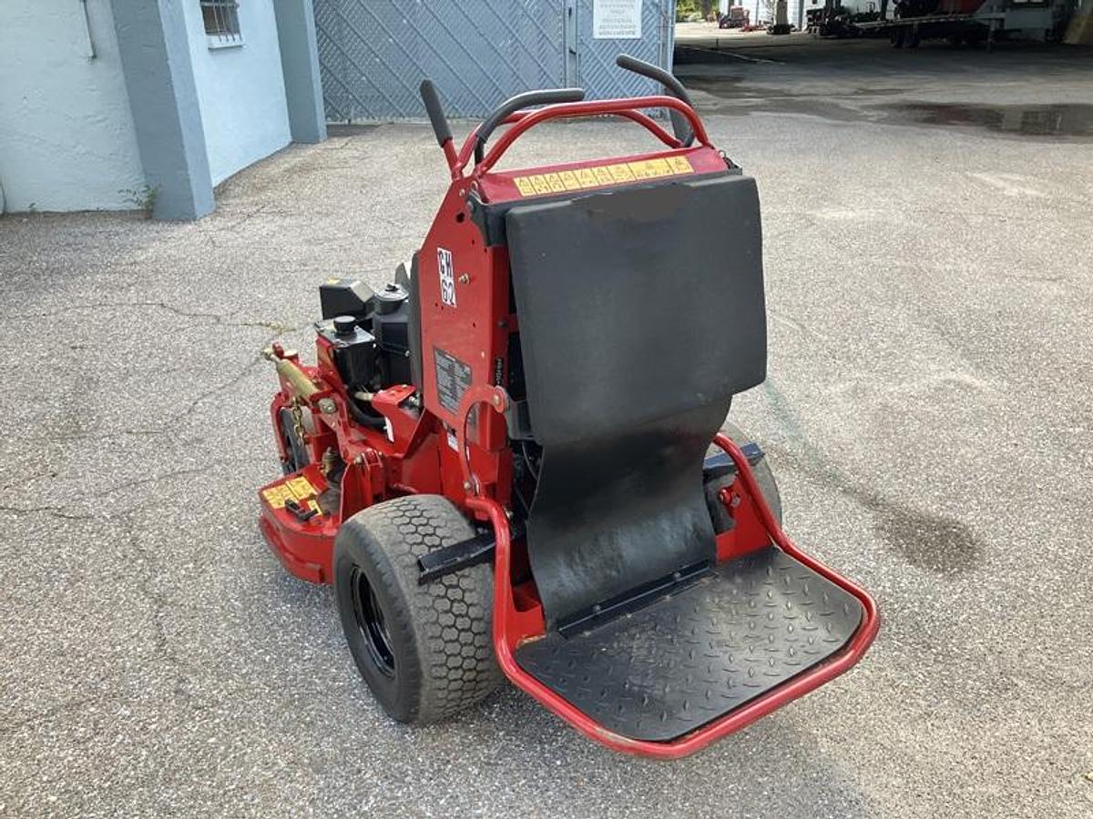 Used Toro Grandstand 40″ (2020)