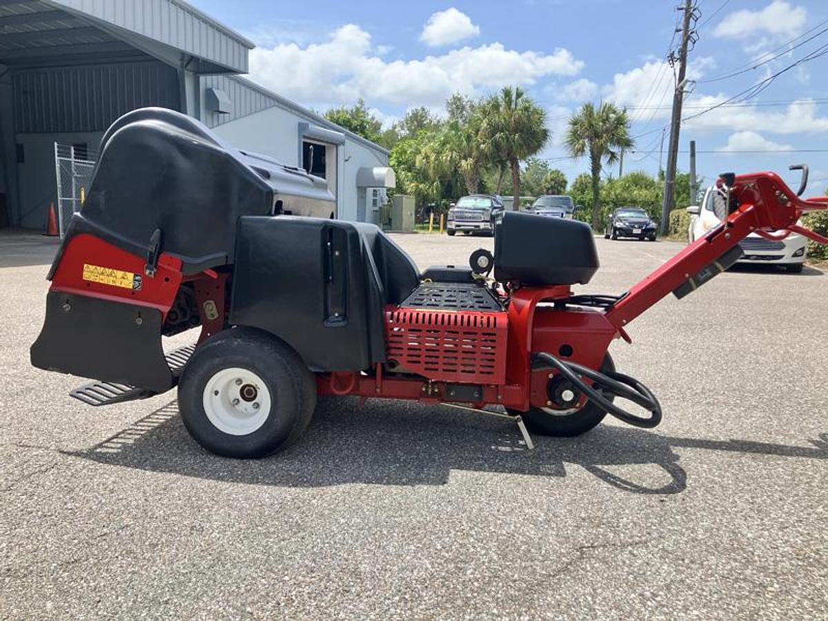 Used Toro ProCore® 648 (2016)