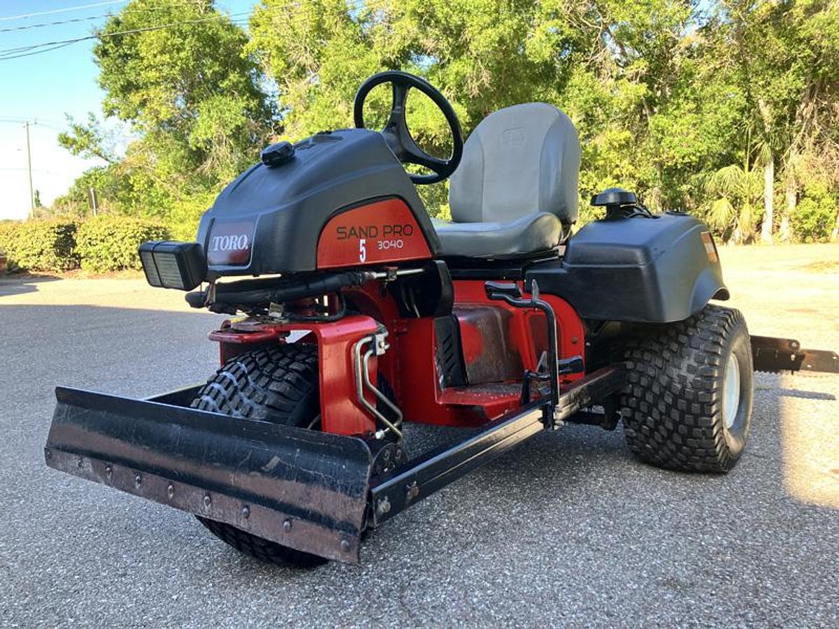 Used TORO SANDPRO 3040 (2019)