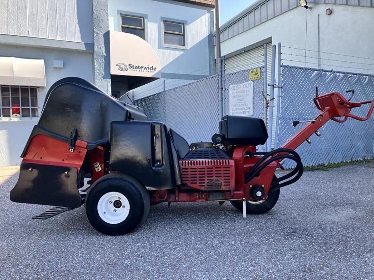 Used TORO 648 Aerator	(2017)