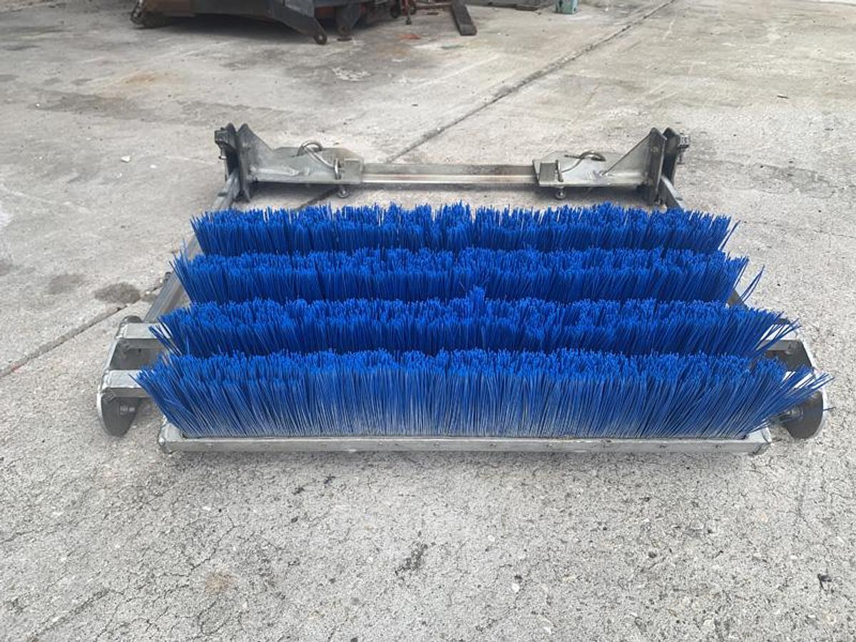 Used A.P.E Brush Attachment – Fits Toro/JD