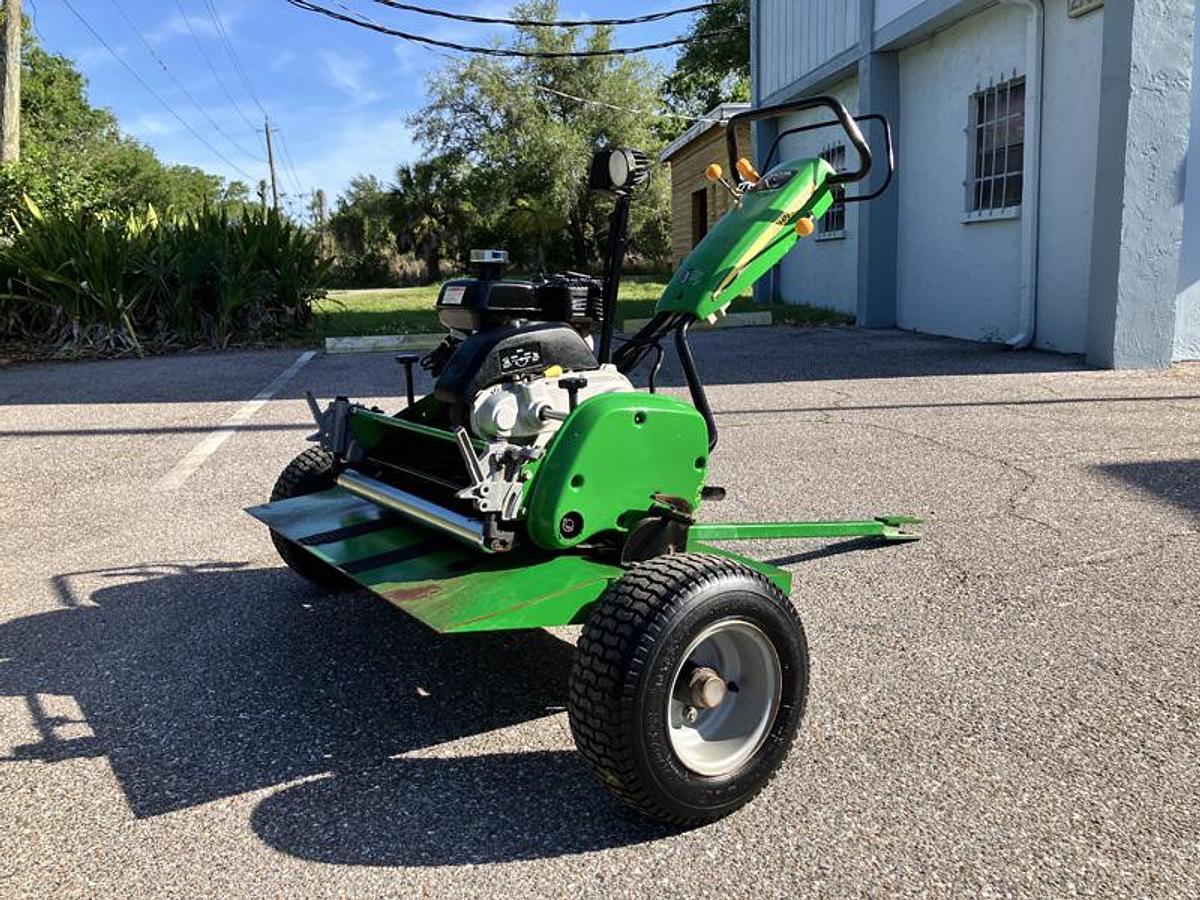 Used JOHN DEERE 260SL with Transport Trailer (2019)