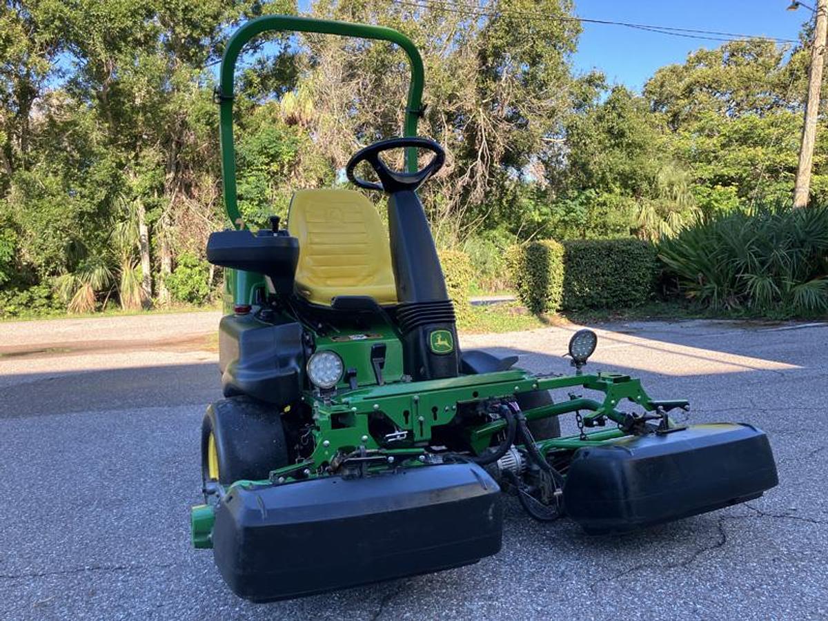 Used JOHN DEERE 2500E (2019)