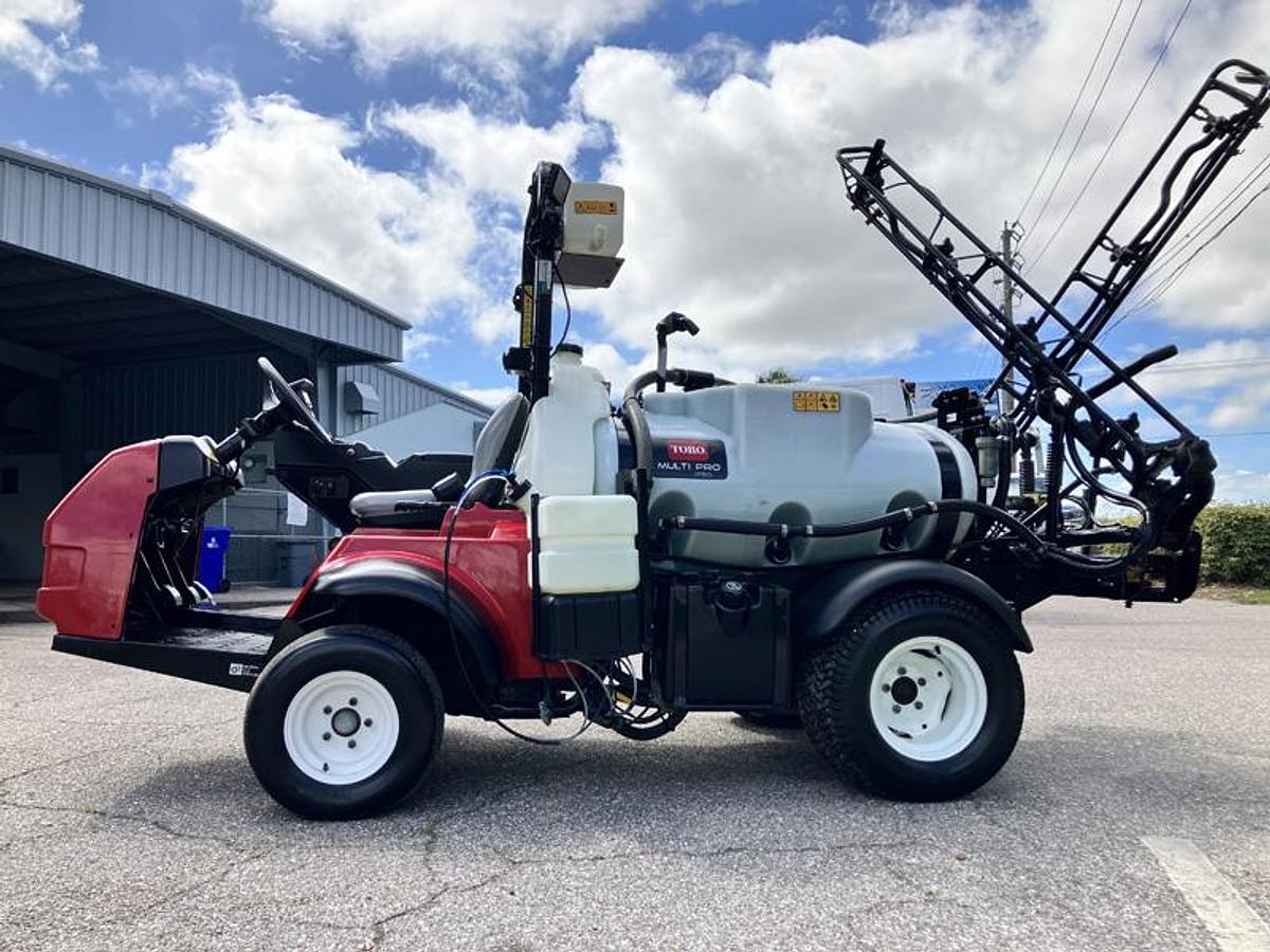Used TORO MULTIPRO 1750 Sprayer (2019)