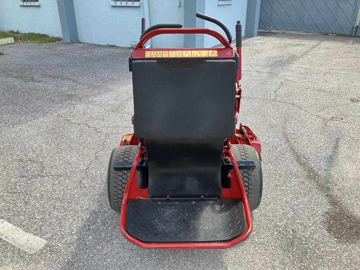 Used Toro Grandstand 40″ (2020)